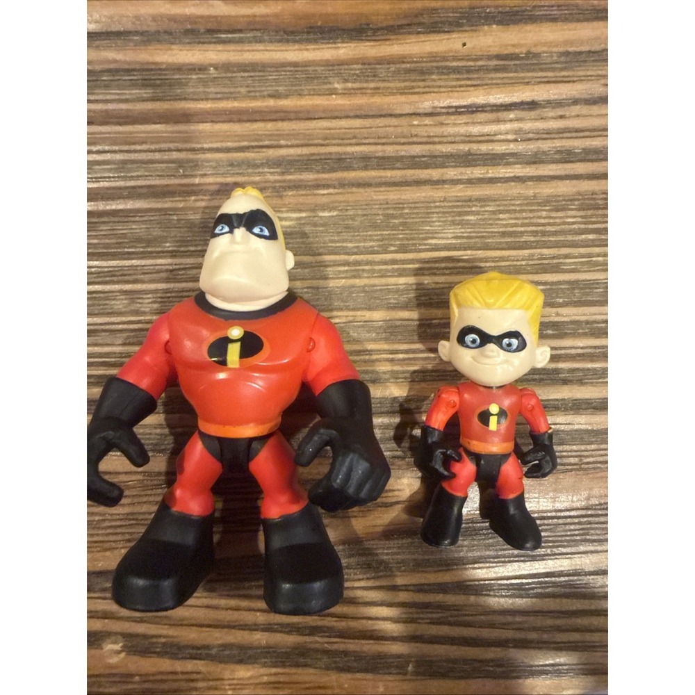 FISHER PRICE IMAGINEXT THE INCREDIBLES MR. INCREDIBLE / DASH FIGURE DISNEY USED